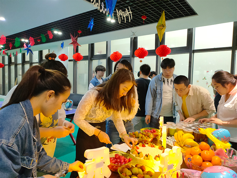 員工集體生日會(huì)｜溫馨五月，感恩有你，攜手同行