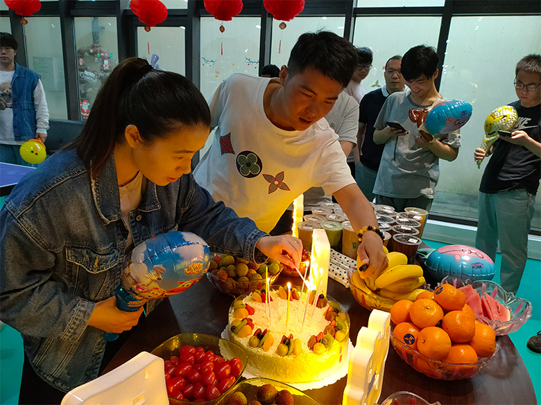 員工集體生日會(huì)｜溫馨五月，感恩有你，攜手同行
